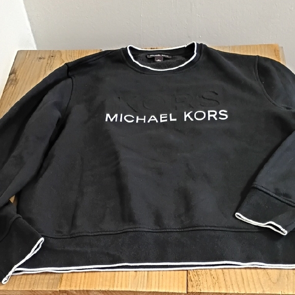 Michael Kors Black Crew Neck Embossed Spell Out Sweatshirt Size XL - Picture 2 of 6